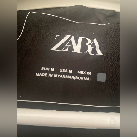 Zara Hooded Puffer Jacket with Water and Wind Protection - Picture 6 of 6